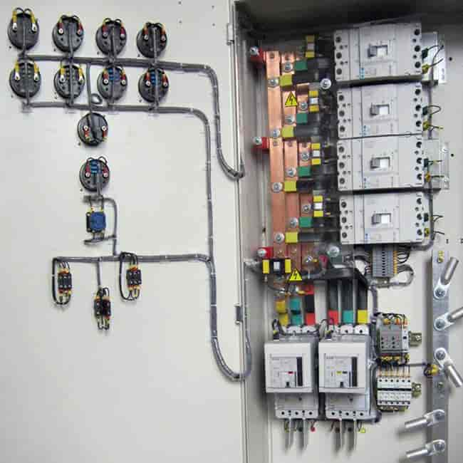 Automatic transfer switch